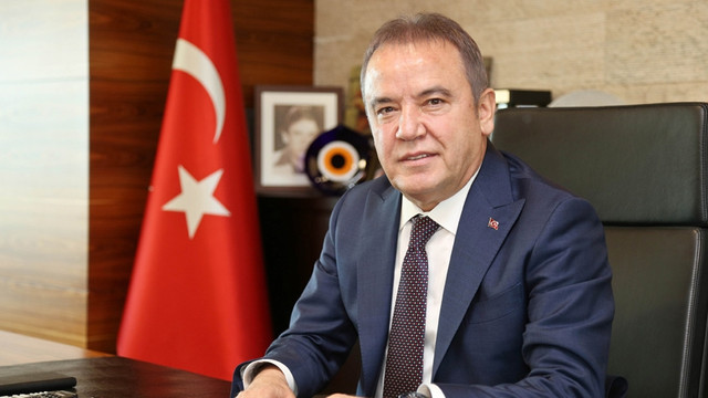 Başkan Böcek: ''Milletin parasıyla tatil yaptırmam''