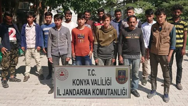 Konya'da yakalanan 15 kaçak göçmene 53 bin lira ceza !