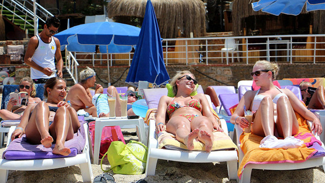 Yabancı turistlere bir indirim daha