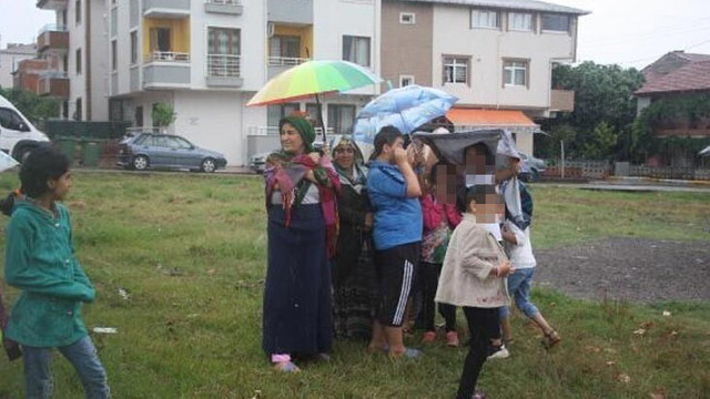Yağmura rağmen intihar girişimini izlediler