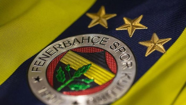 Fenerbahçe, Tolga Ciğerci'nin sözleşmesini 1 yıl uzattı