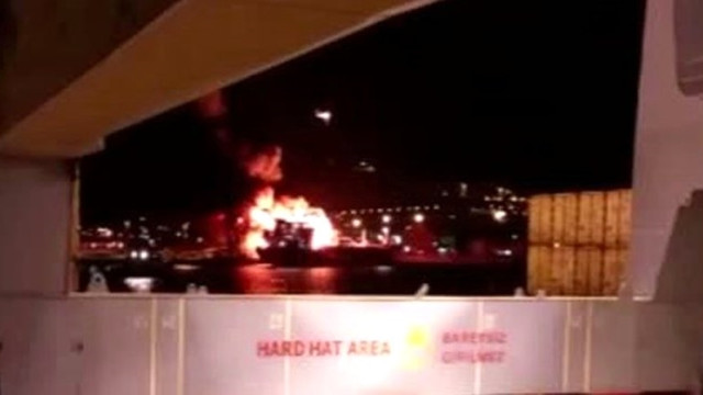 İzmir'de gemide facia: 1 ölü, 15 yaralı
