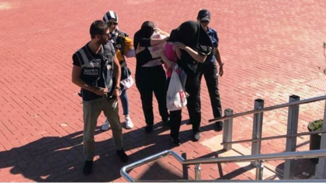 Düğünde takıları çalan iki kişi tutuklandı