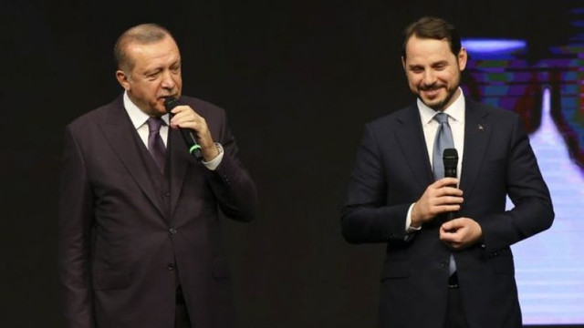 AK Parti'yi karıştıran anket ! Albayrak'a büyük şok !