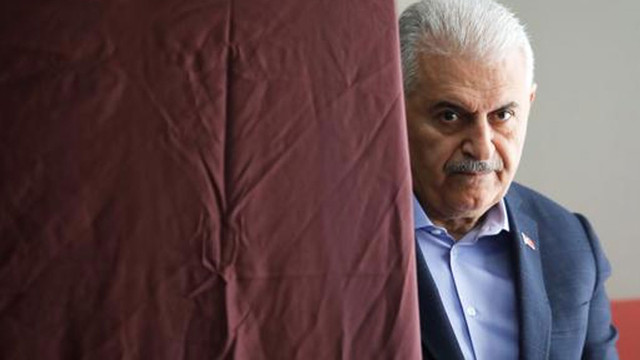 Binali Yıldırım'dan ''kabine revizyonu'' açıklaması
