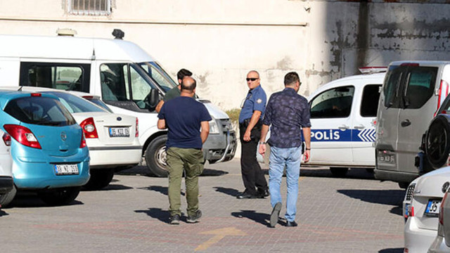 Babaannesini öldürüp, kahveye çay içmeye gitti !