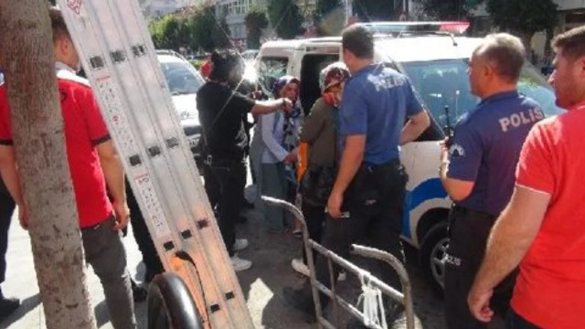 Sokak ortasında ''bu çocuk benim'' kavgası