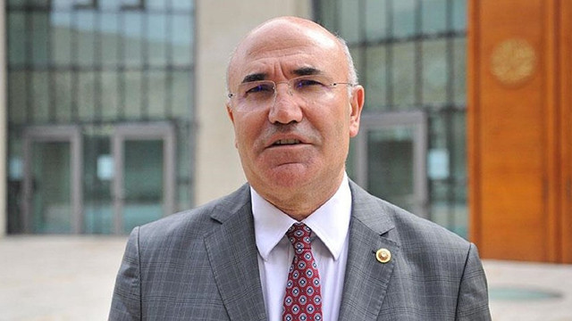 Öcalan'la röportaj yapan TRT'ye ''Beni de yayına çıkarın'' başvurusu
