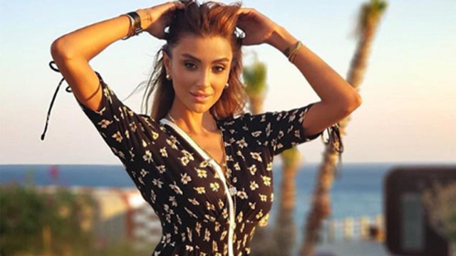 Özge Ulusoy'dan yeni sevgilisiyle ilk poz