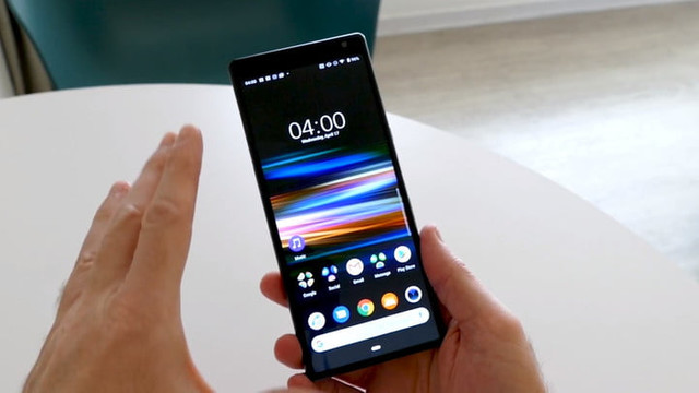 Sony'den katlanabilir telefon geliyor