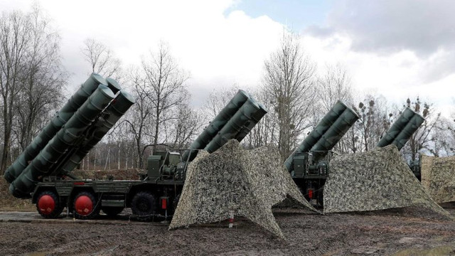 Rus basını duyurdu: S-400'ler yola çıktı!