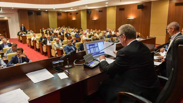Mansur Yavaş açıkladı; belediye şirketlerini zarara uğratana dava açılacak!