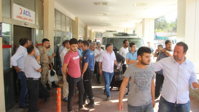 Babasının cesedini morgdan çıkarıp acile getirdi