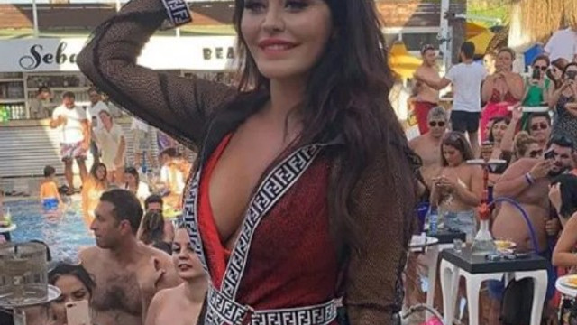 Ebru Polat bileğini sakatladı !