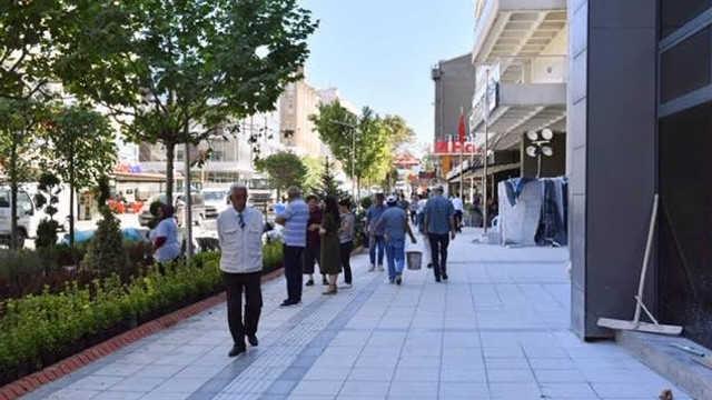 Sakarya Caddesi'nde adım adım değişim!