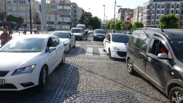 Yola çıkacaklar dikkat! Tatil dönüşü çilesi başladı