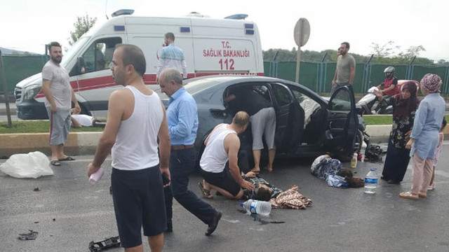 Sancaktepe'de kaza: Her yere savruldular