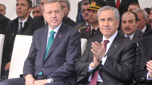 Bülent Arınç'tan AK Parti mesajı