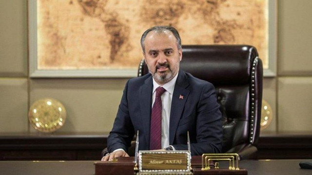 AK Partili başkan, belediye şirketlerinden istifa etti