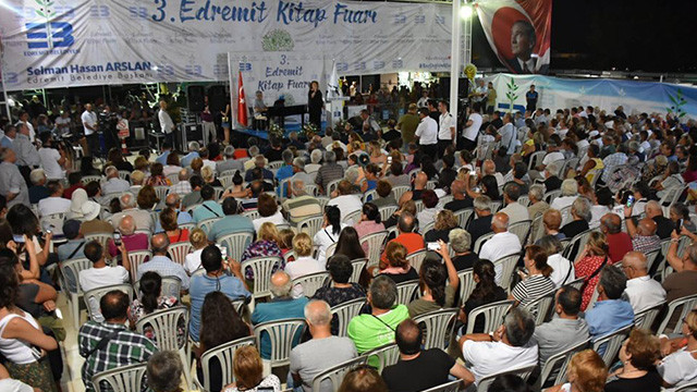 Edremit Kitap Fuarı'na büyük ilgi
