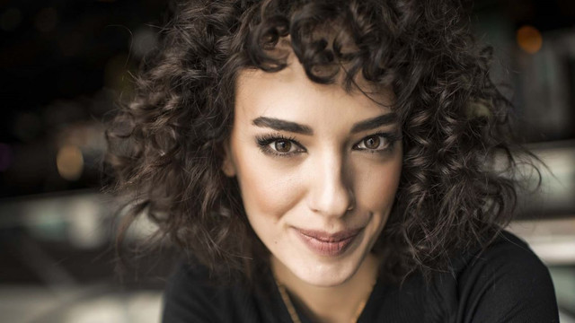 Seda Bakan yeni doğan kızının fotoğrafını paylaştı