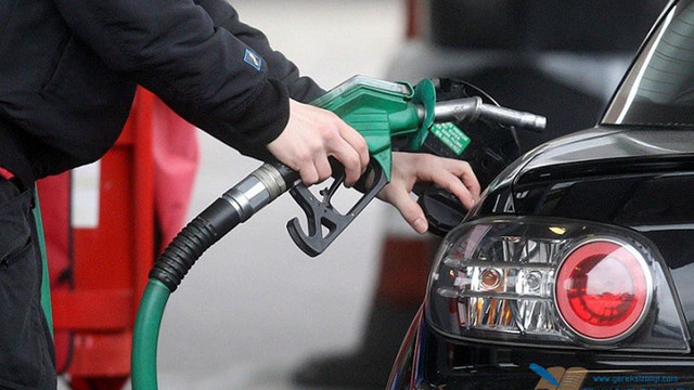 Araç sahiplerine kötü haber ! Hem benzine hem de motorine zam geldi!
