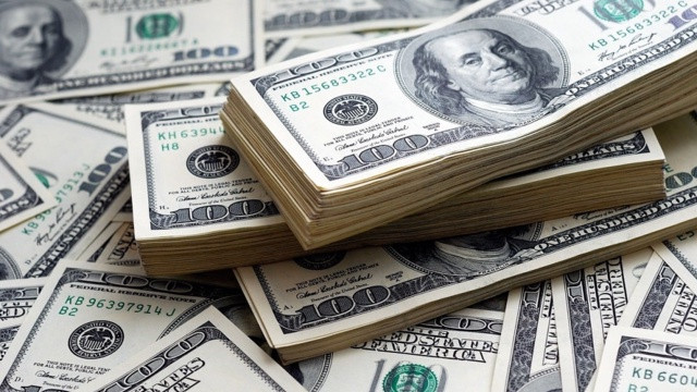 Piyasalar alev alev ! Dolar kritik seviyeyi aştı