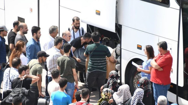 İstanbul'da 127 Suriyeli daha ülkesine döndü