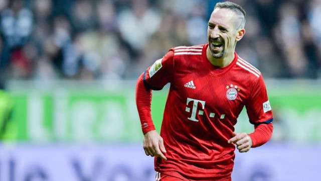 Franck Ribery, Fiorentina'ya imza atıyor