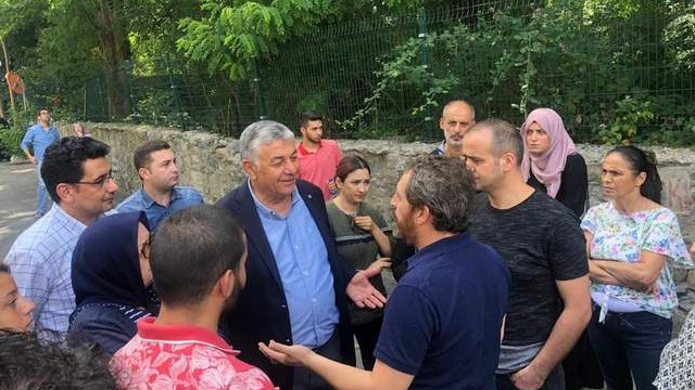 Bahçeköy'deki binada eşyaların tahliyesi başlıyor