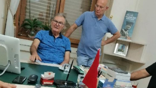 Baykal siyasete geri mi dönüyor ?