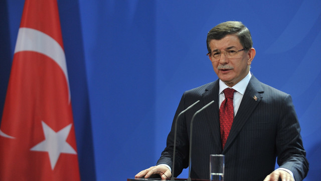Davutoğlu’nun ‘terör’ açıklamaları için araştırma önergesi