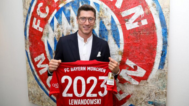 Robert Lewandowski Bayern Münih ile sözleşmesini 2023'e kadar uzattı