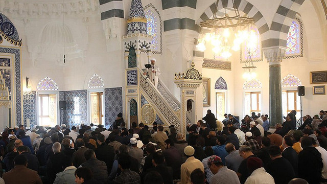Diyanet'ten Atatürk'e büyük ayıp !