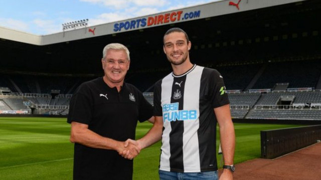 Andy Carroll, Newcastle United'a geri döndü