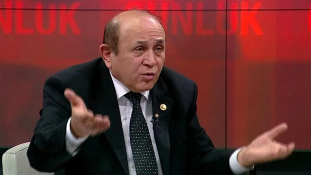 Burhan Kuzu'ya sert sözler: Senin o ağzını burnunu dağıtmak da bana düşer