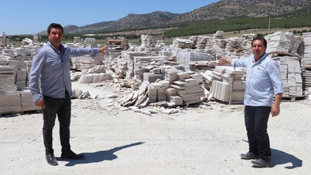 Deprem devirdi altında kaldı ! Tam 200 kilo...