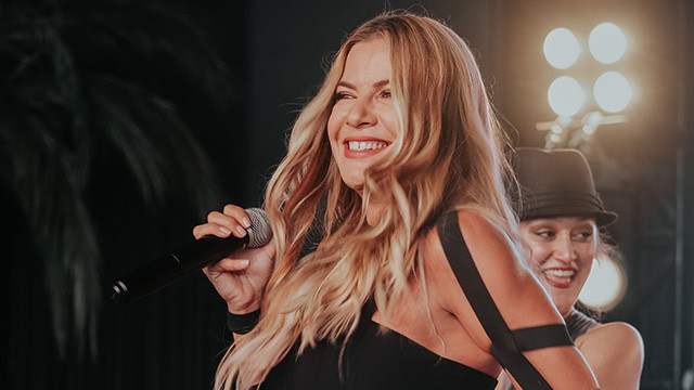 Ivana Sert'e tepki: ''Ses yok ama özgüven var''