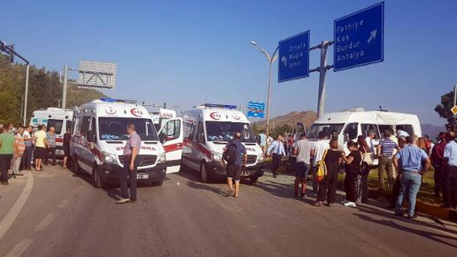 Öğrenci servisi kaza yaptı: Çok sayıda öğrenci yaralandı!