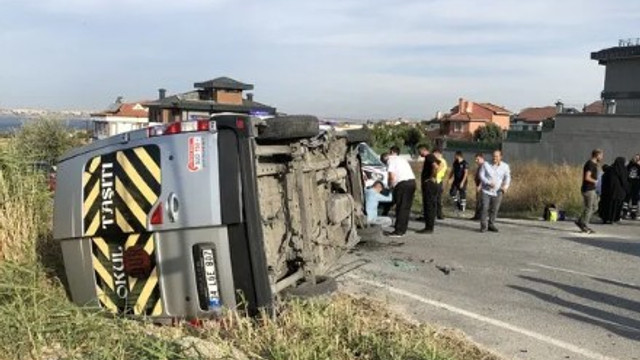 İstanbul'da okul servisi takla attı: Çok sayıda yaralı var