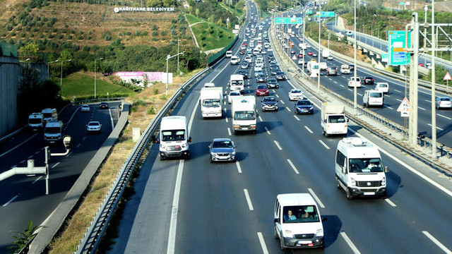 Trafikten kaçmak isteyenler bunu yaptı