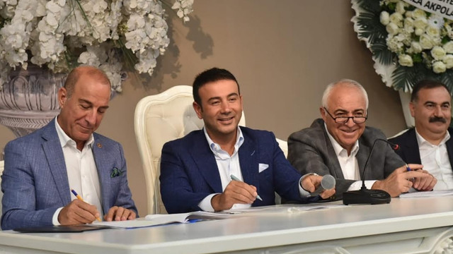 Başkan Rıza Akpolat esnafla buluştu
