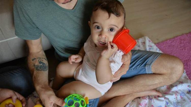 Bakıcı şiddetini oyuncağın içindeki ses kayıt cihazı ortaya çıkardı