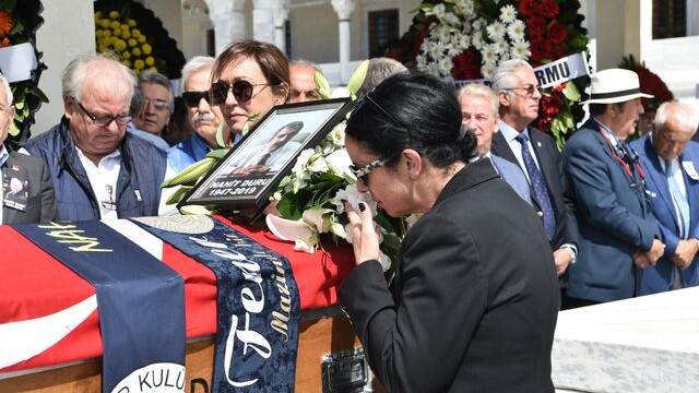 Usta gazeteci Nahit Duru'ya veda