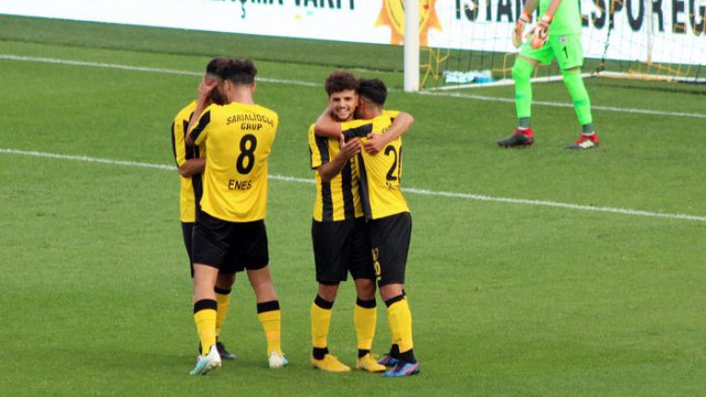 İstanbulspor 2 - 1 Giresunspor