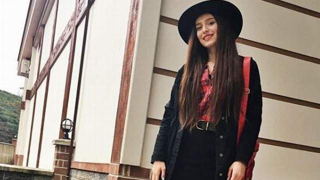 Verdiği kanser mücadelesiyle tanınan Neslican yoğun bakımda