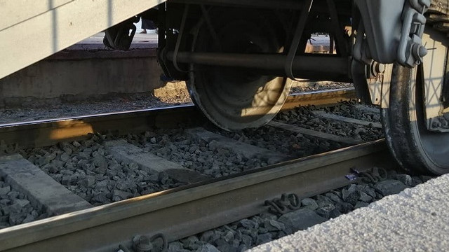 Mersin'de yük treni raydan çıktı