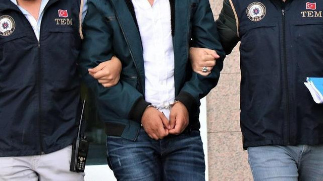 İstanbul'da 17-21 yaşlarındaki hacker çetesi çökertildi !