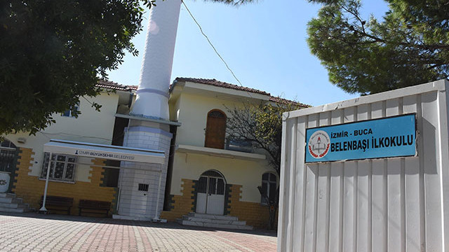 Milli Eğitim'de cami avlusunda eğitim devri