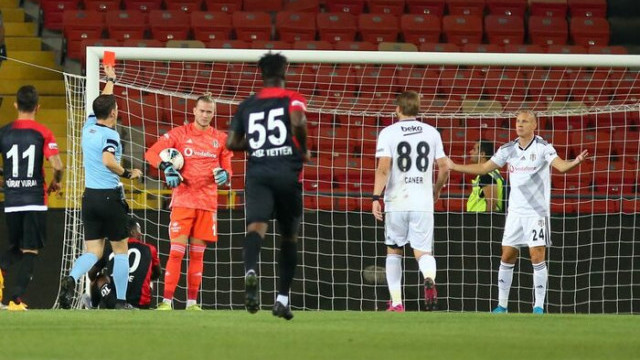 Bir başvuru da Beşiktaş'tan! Kural hatası...